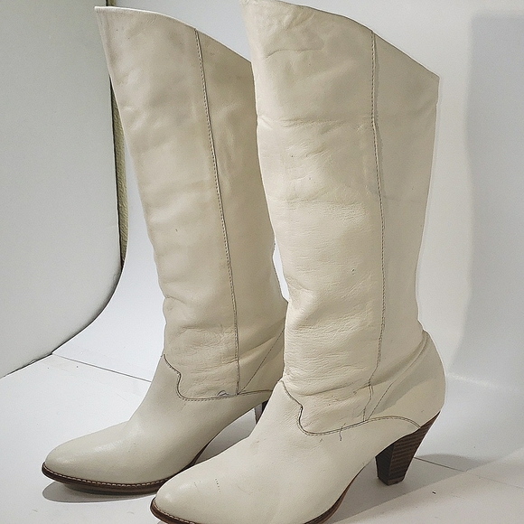 Steve Madden Toupe Leather Western Style Boot Size 8.5 B Women's - Picture 4 of 17